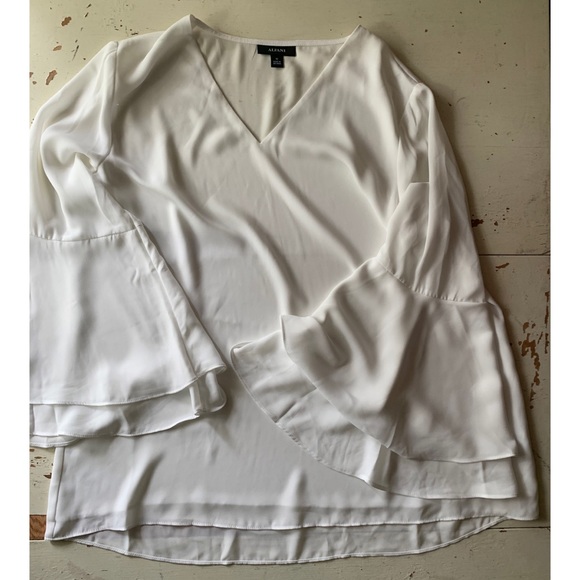Alfani :: bell sleeve poet blouse - Picture 4 of 13